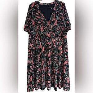 🆕 Tommy Hilfiger Navy Blue Dress w/Pink
Flowers & Green Leaves